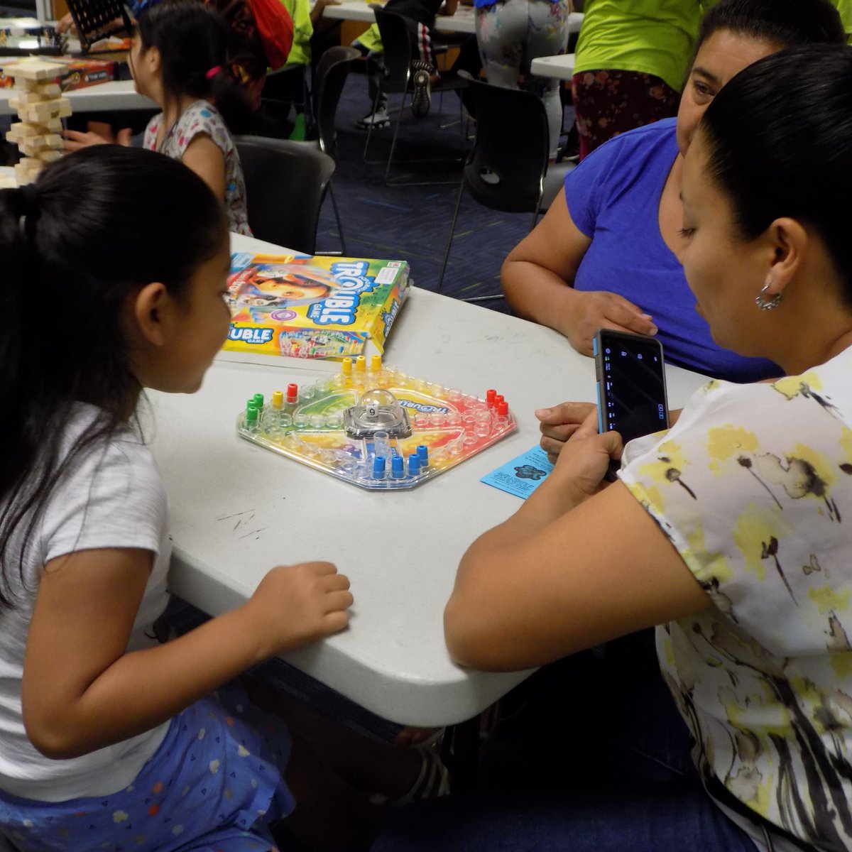 Anybody want to play some kid & family-friendly board games? Come join us Mondays at 2 p.m. #DuncanvillePL #DuncanvilleTX