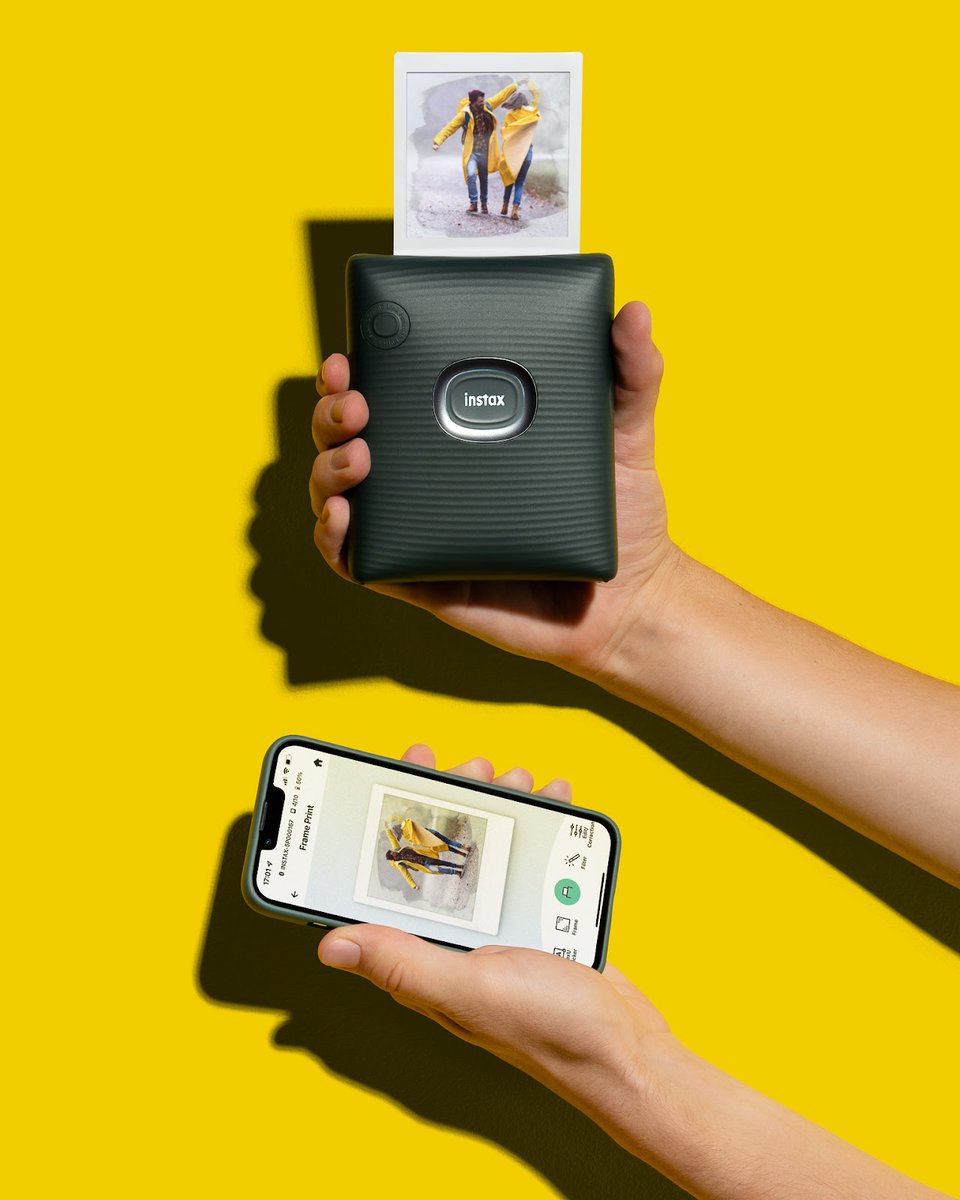 IndiaInstax's tweet photo. AR doodles, quirky texts, chats on prints, everything looks like a cake walk when you have Square Link Printer!
#instax #instaxindia #squarelink #squarelinkprinter #fun #smartphoneprinter #instantprint https://t.co/C4dZqwsT4J