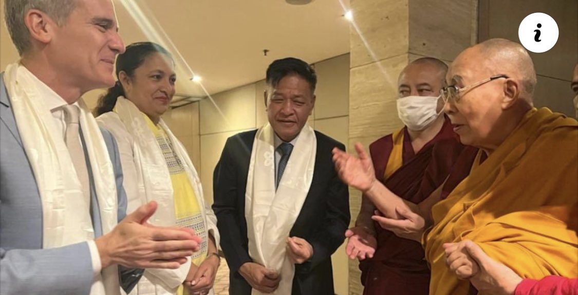 kalsang_jigme's tweet photo. #BREAKING The US special coordinator for Tibetan issues @UnderSecStateJ #UzraZeya met with His Holiness the @DalaiLama and Tibetan political leader @SikyongPTsering in New Delhi. A powerful symbol of solidarity and commitment to Tibet's cause. ✨ #Tibet #USTibetRelations #US https://t.co/nNZ934kpR6