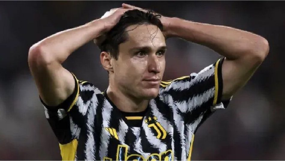 MafiaWasit's tweet photo. Resmi ya, klub problematik ini dibanned di kompetisi Eropa karena terbukti melanggar UEFA Financial Fair Play Regulations.

Pindah ke Makam Haji Cup sana aja https://t.co/0r5tVIphCn