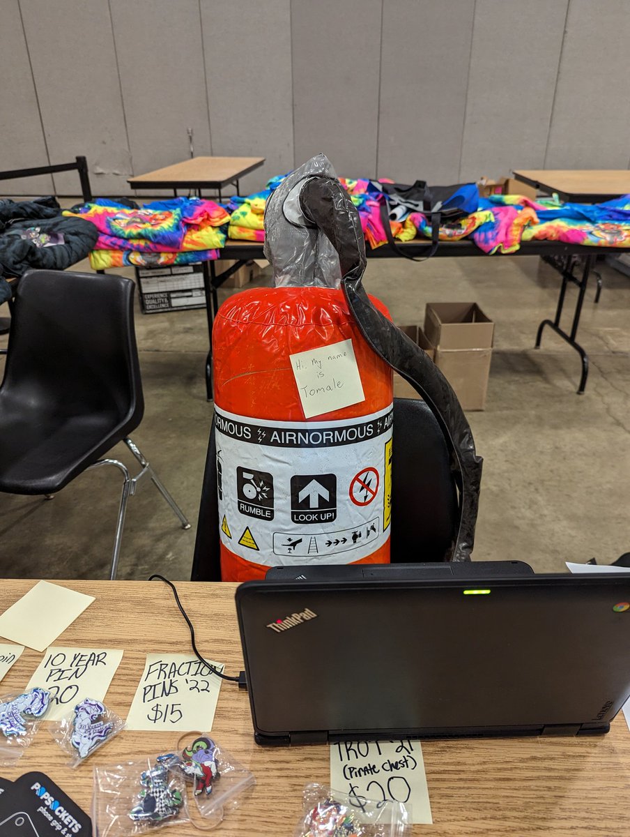 Trotcon_info's tweet photo. Meet our newest volunteer for info desk this year, Tomale. https://t.co/i5rCqKUrSO