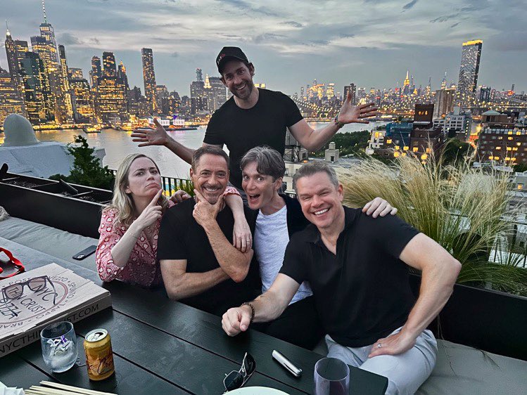 cilleon's tweet photo. omg cillian’s having fun for once https://t.co/hEdYgDUnQH