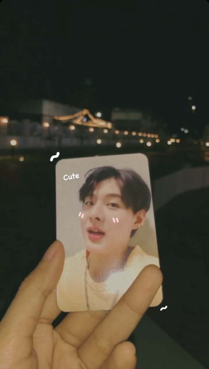 วันนี้กว่าจะว่างมาส่อง ก็ดึกมากแล้ว🥹 ระหว่างกลับห้อง อยู่ๆก็คิดถึงมุมุเฉยเยย

กัมใจที่ดีที่สุดของมาม๊า🫶🏻❤️🤍
มุมุทำอะไรอยู่น้า คิดถึงนะงับ มุมุพักผ่อนเยอะๆน้า ห้ามนอนดึกและห้ามนอนเช้าเด้อ5555 #Saint_sup #MingEr 
#ฝันดีนะเซ้นต์ซุป