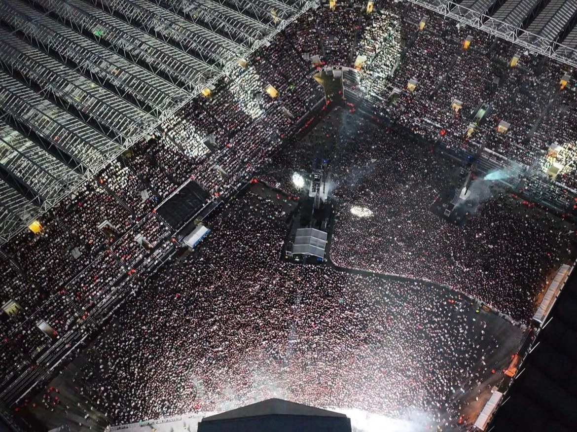 This time last month <a href="/sam_fender/">Sam fender</a> amazed everyone with his performances from #stjamespark. 🎸

But what you might not know, is that #SamFender rehearsed right here at #TheExchange1856, for 10 days, prior to the shows. 

Hit LIKE if you want of the lucky ones who bagged a ticket!