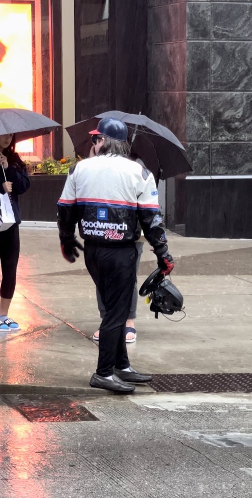 dale tanhardt tweet media