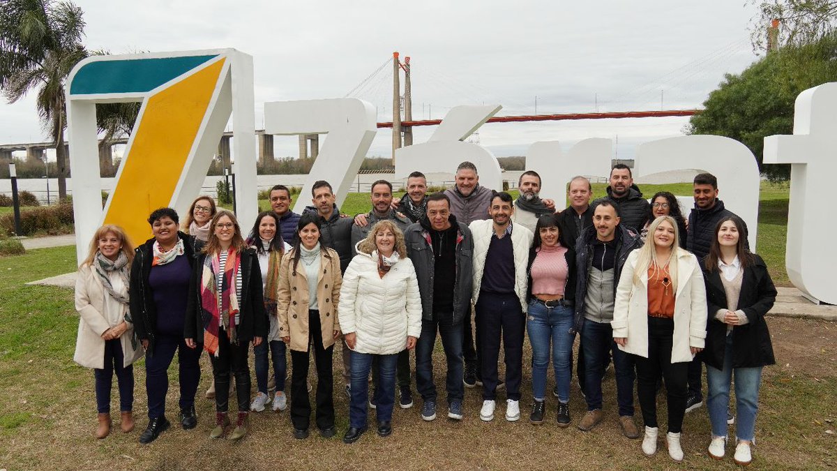 Muy contento de poder presentar a quienes me van a acompañar en la lista de <a href="/unionxlapatria/">Unión por la Patria 🇦🇷</a> para continuar con el desafío de seguir transformando a #Zárate y #Lima en ciudades que avanzan hacia el futuro de la mano de <a href="/SergioMassa/">Sergio Massa</a> y <a href="/Kicillofok/">Axel Kicillof</a>.