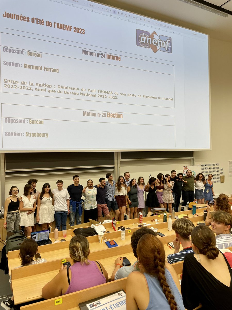 #JEA2023 | Démission du Bureau National 2022-2023 de l’<a href="/ANEMF/">ANEMF</a> 🩺

Bravo aux membres du #bureau 22-23 pour leur travail et leur #engagement de cette année ! ✊