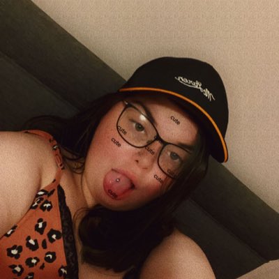 amy910_ tweet media
