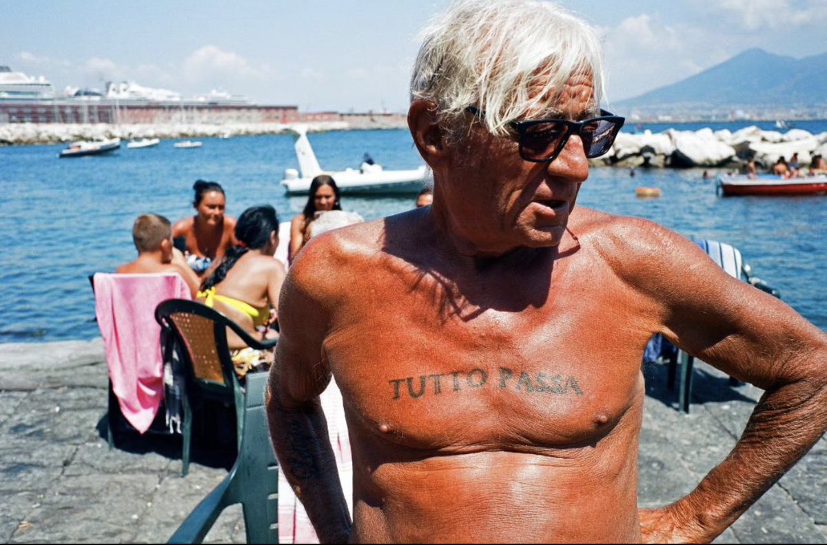 lavitalenta's tweet image. Discovered the coolest guy in the world lives in Napoli. All he does is eat pizza, smoke cigarettes and sit on the beach all day.