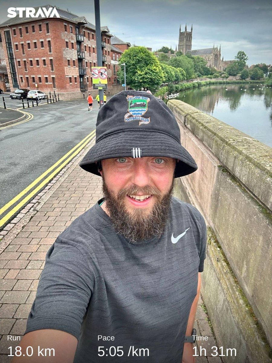 WINi__10's tweet photo. Thinks he’s worcester answer to @hardestgeezer don’t he 🙃🤪
#CETiD #ukrunchat https://t.co/I6HqtAGLj5