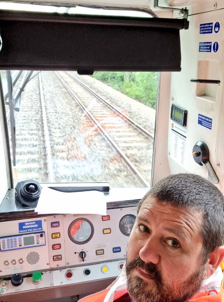 NoelDolphin's tweet photo. I'm here in Newcastle this weekend with @My_Metro, Stalder, @FugroRailData and @FurrerFreyGB to survey the Tyne and Wear network with rail train mounted RILA surveying equipment. Gearing up for their electrification renewals (1/3). https://t.co/VdwSniJHrm