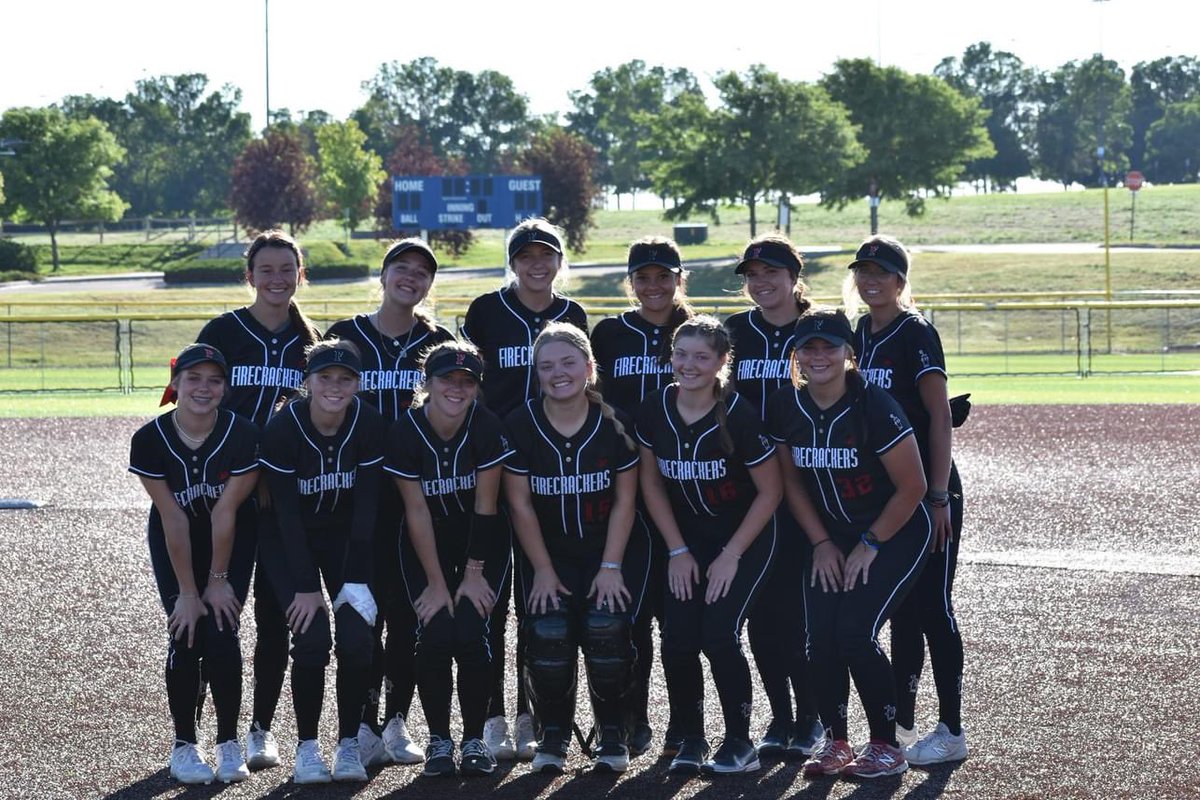 Libby McIntyre tweet media