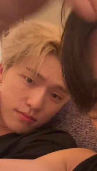 feat_pjmhosh's tweet photo. guys. https://t.co/ueAIFbedgo