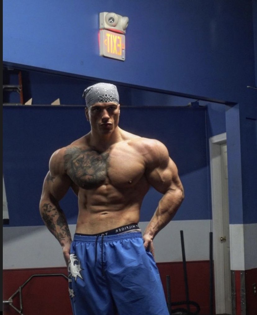 Realkrisse tweet media