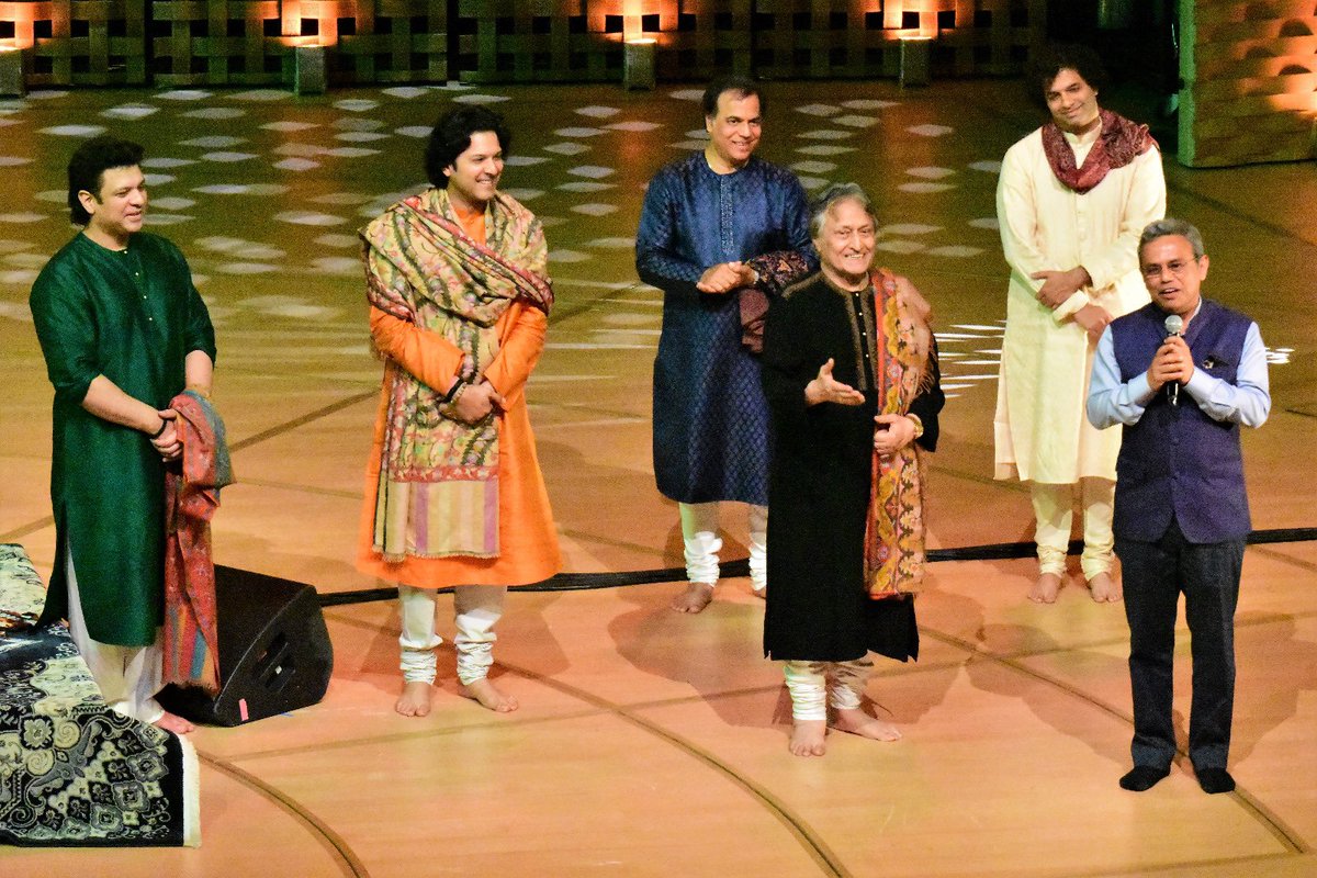 #NamasteFrance closed with a spectacular concert by Amjad Ali Khan, and his sons Amaan and Ayaan.

Four glorious days of music, dance, exhibitions, workshops, food, craft bazaar and more <a href="/LaSeineMusicale/">La Seine Musicale</a> Paris.

Great buildup to PM <a href="/narendramodi/">Narendra Modi</a>’s historic visit on July 13-14.