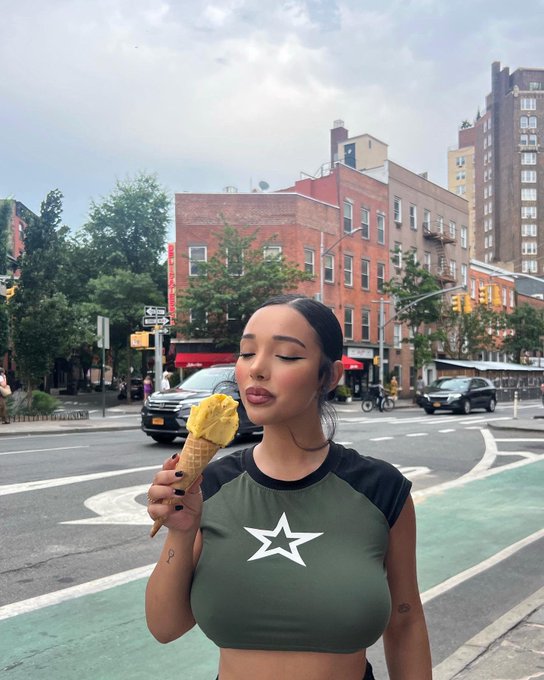 5 star bitch https://t.co/porCelJxBk