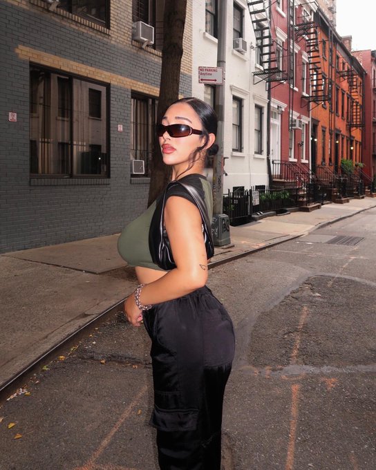 5 star bitch https://t.co/porCelJxBk