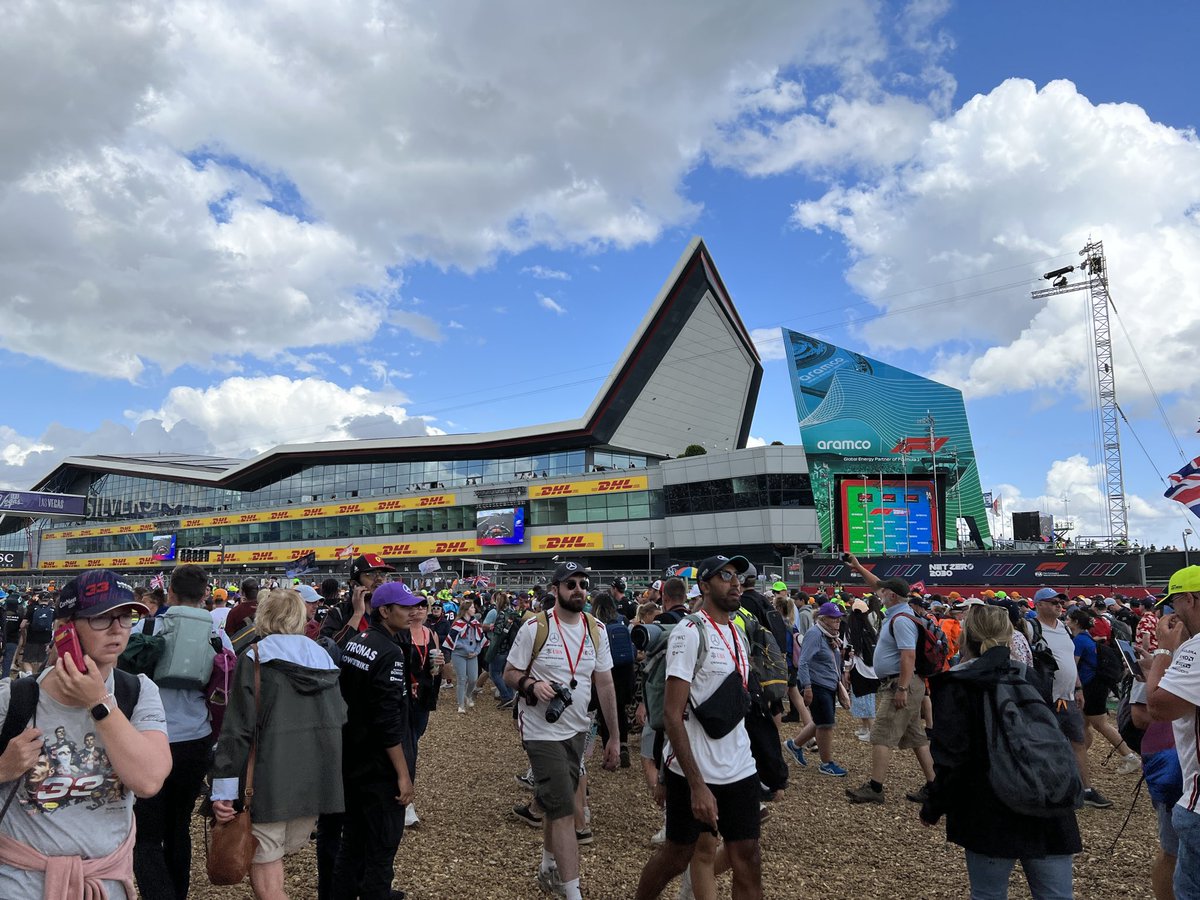 Ryan_Sharp28's tweet photo. Silverstone 🏎️ https://t.co/BahVDI4HqG