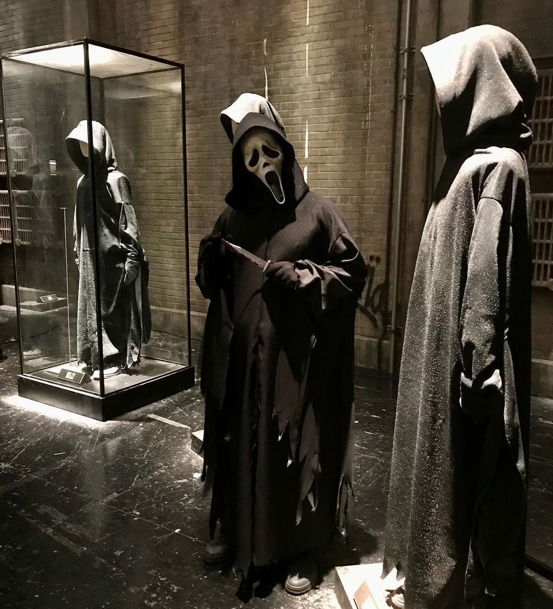 GhostfaceTalks_'s tweet photo. Hello, besties. https://t.co/mLSGOKjzzd