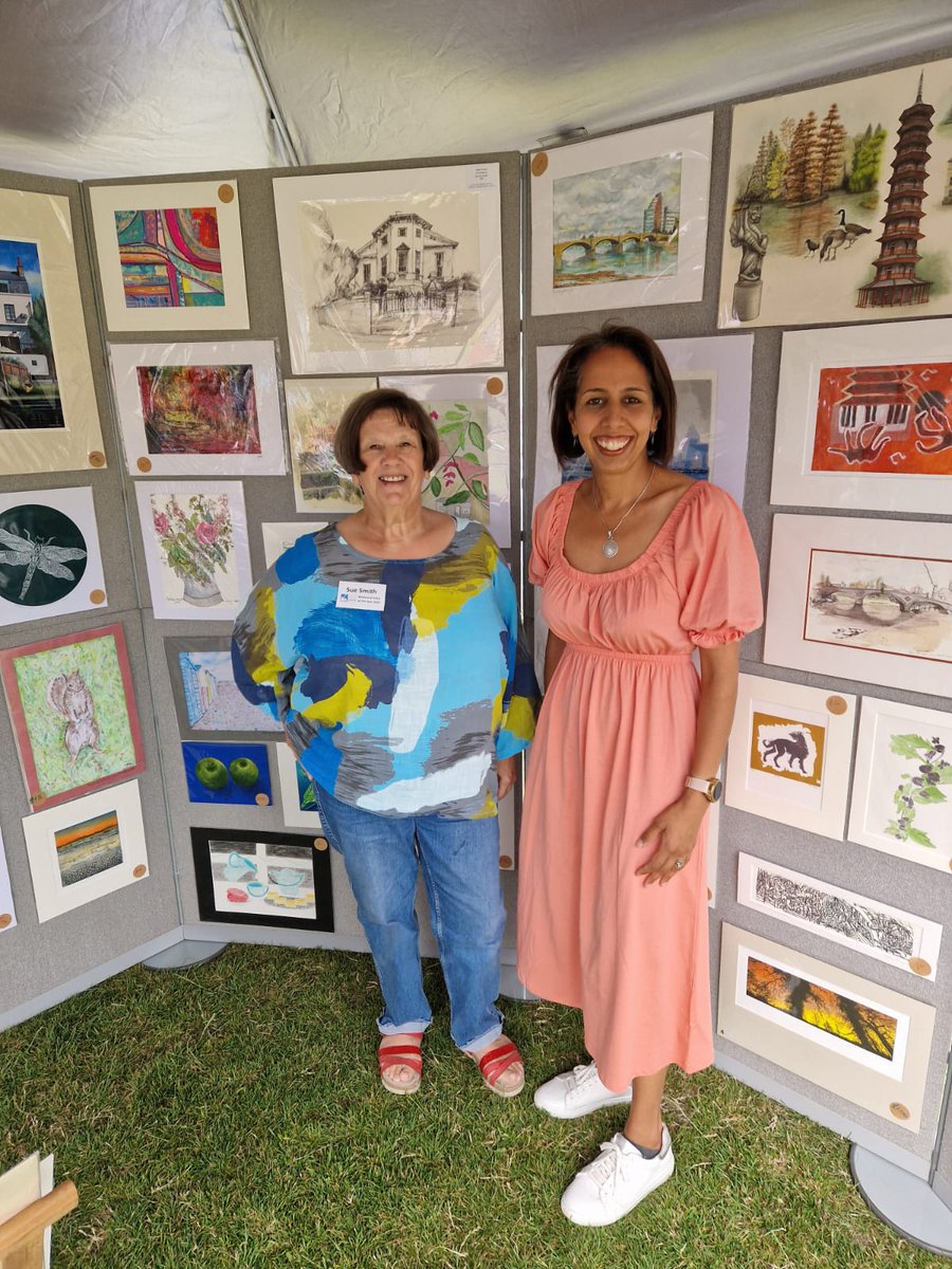 What an honour it was to be asked to open the @stmargaretsfair yesterday. Such a fun, community day, with so many charities, local businesses and artists hosting stalls. Thank you to the fair committee and many volunteers that made it possible. I had a blast despite the rain!