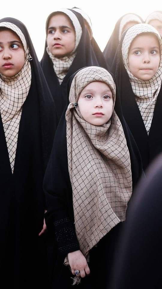 جمالكنّ...والجلال...