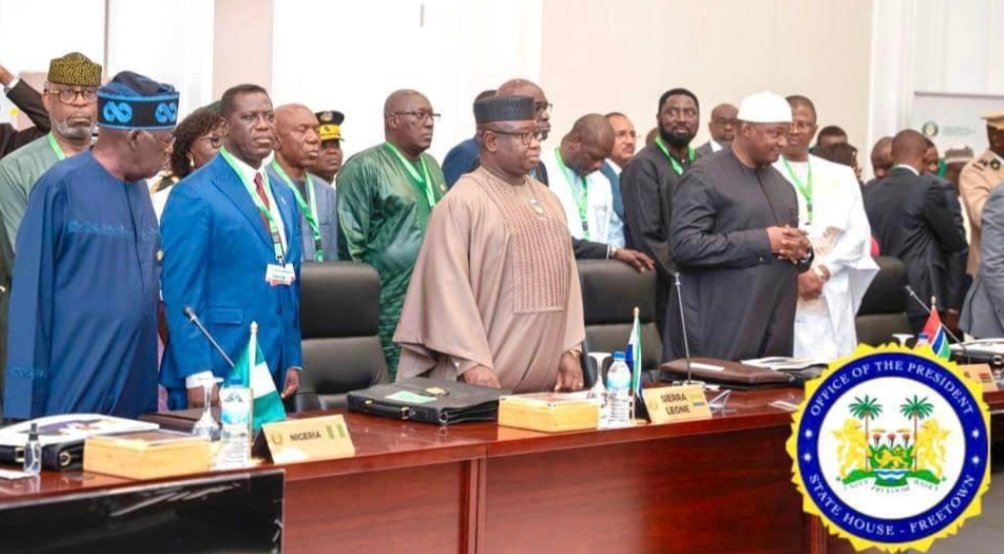 Today, <a href="/PresidentBio/">Barram</a> attended the 63rd ECOWAS Summit with West African Presidents in Bissau, Guinea Bissau.
President Bio was congratulated by the ECOWAS Presidents for his resounding re-election for another 5-year mandate &amp; for consolidating peace &amp; democracy in Sierra Leone
