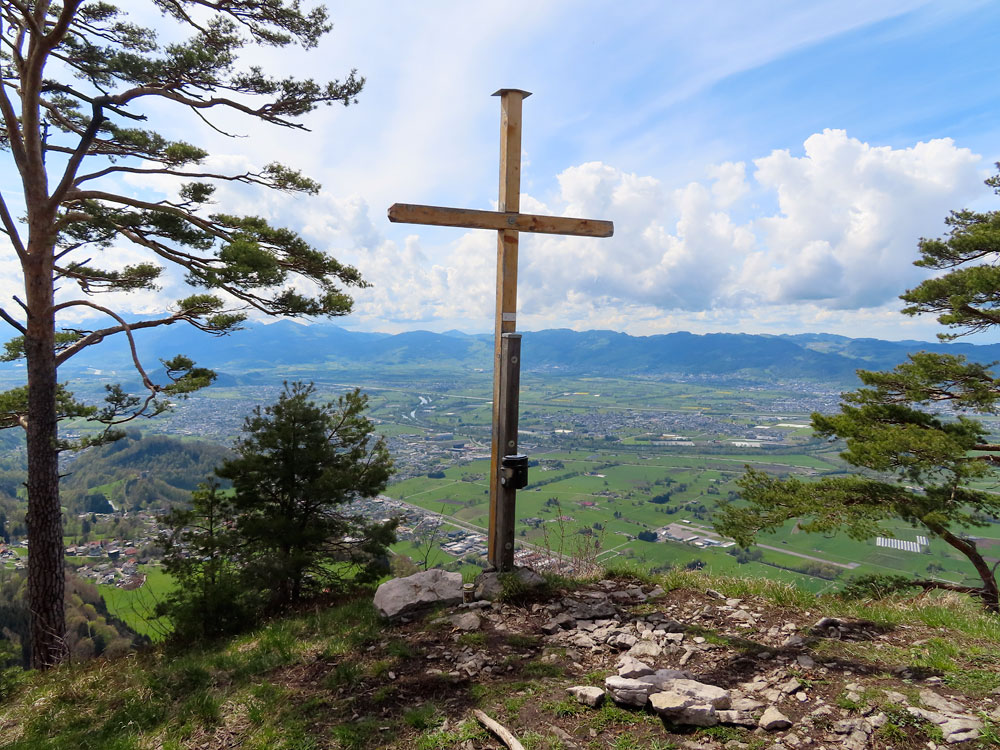 Downhillhoppers's tweet photo. Wanderung in Hohenems, Ende April
#Wanderung #Wandern #Bergsteigen #Berg #Gipfel #Breitenberg #Brentenkopf #Staufen https://t.co/bLAT53x2pN https://t.co/L125h4rkLK