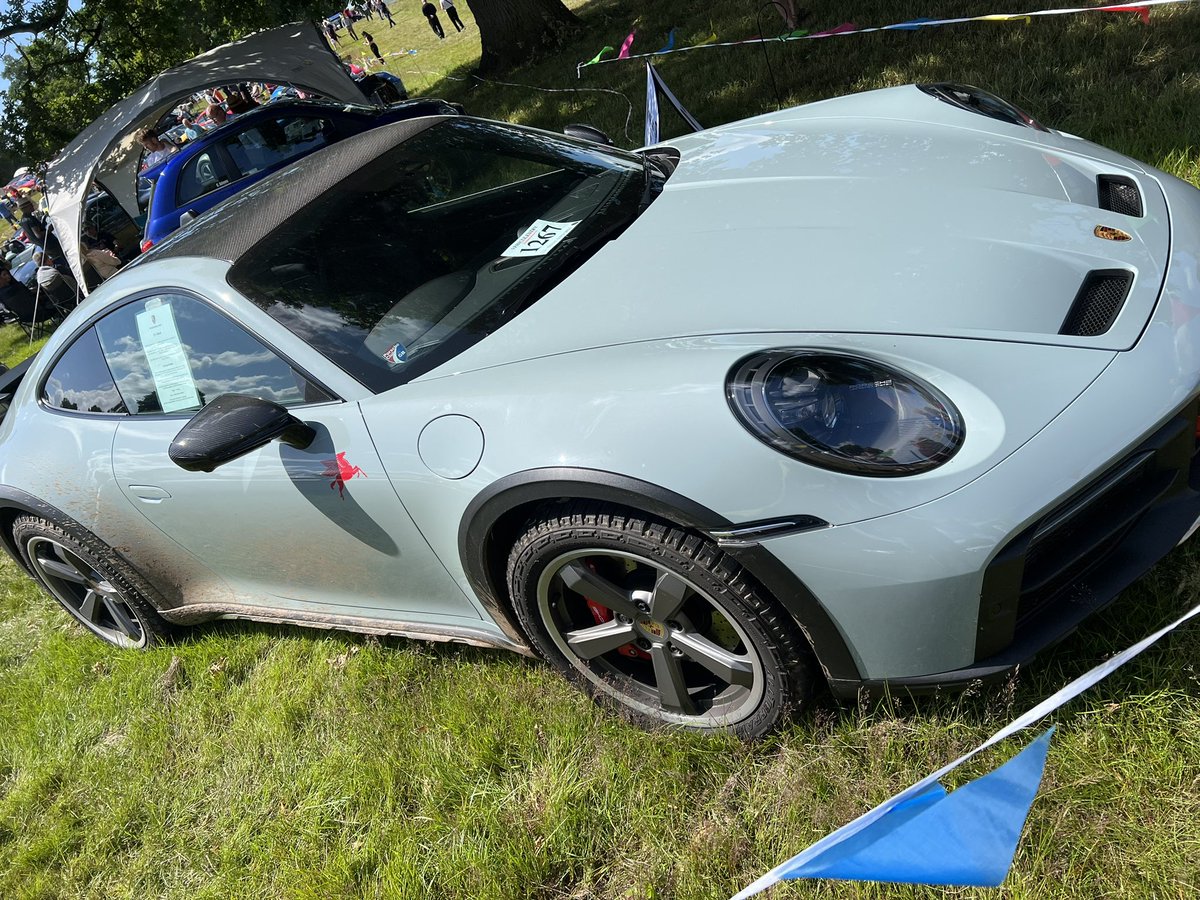 Edition002's tweet image. Sports cars at Glamis Today