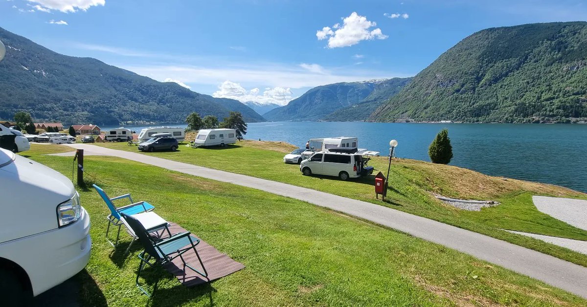 bobradio2's tweet photo. 1 week inn, and we are loving being back in Norway 
3 more weeks exploring 
Beep Beep 
@500Rita @visitnorway 
#motorhometravels
#Greattobebackinnorway https://t.co/sFYxxdpZUO