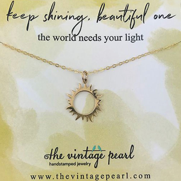 Smart_Retailer's tweet image. 𝗣𝗿𝗼𝗱𝘂𝗰𝘁 𝗼𝗳 𝘁𝗵𝗲 𝗗𝗮𝘆
𝗧𝗵𝗲 𝗩𝗶𝗻𝘁𝗮𝗴𝗲 𝗣𝗲𝗮𝗿𝗹
Unique and Meaningful Jewelry for all Occasions
rfr.bz/t6eri2t
 #giftshop #gifts #giftideas #giftstore