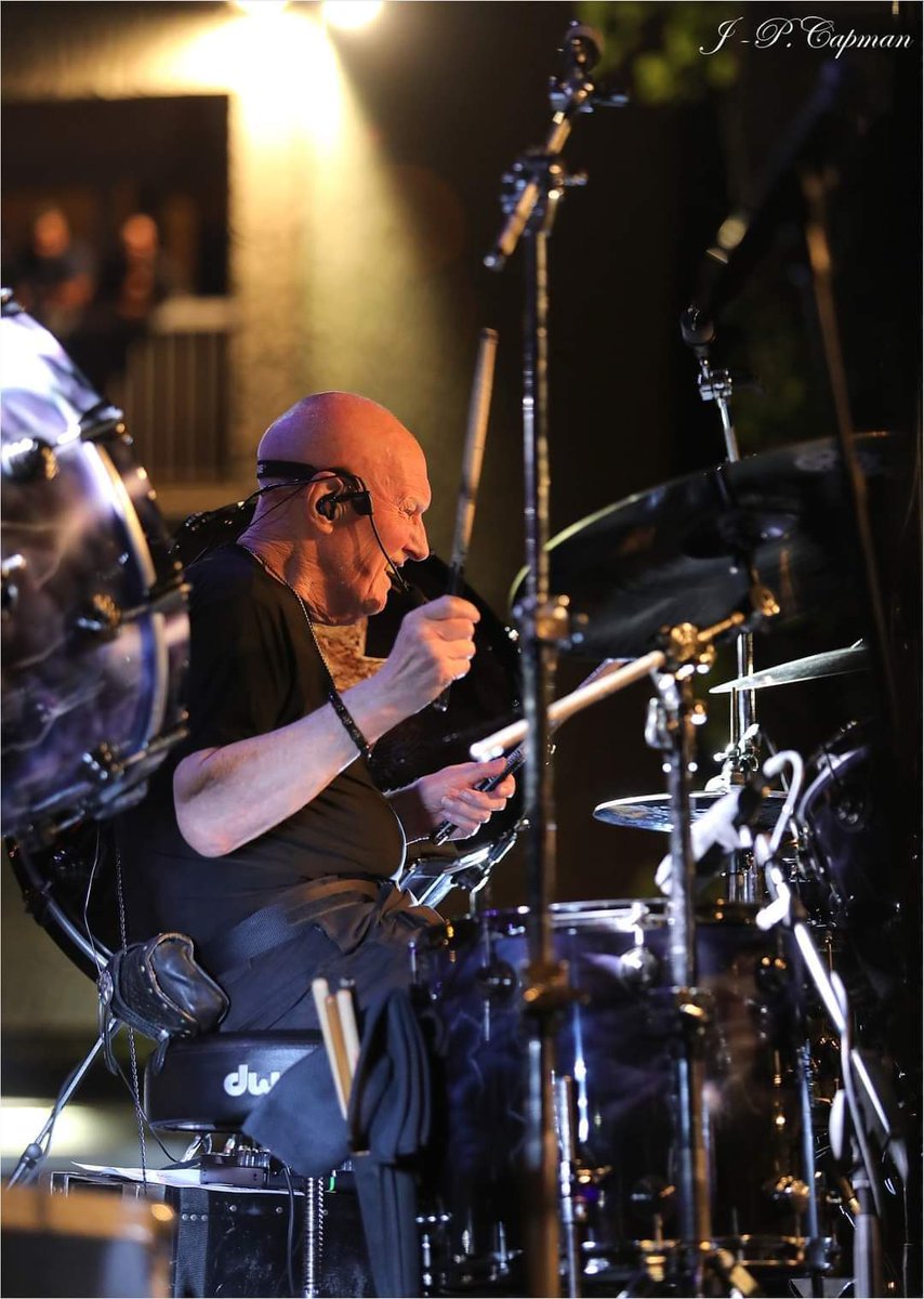 SladeTimeline's tweet image. ⚡FRI 1st SEP ⚡
THE CHRIS SLADE TIMELINE will hit THE BUTTERMARKET Shropshire...  Be prepared to be THUNDERSTRUCK!!!! by ACDC's CHRIS SLADE and his band ⚡fatsoma.com/e/kwhkin6w/la/… The show is opened by The BARTELLS photo credit Jean-paul Capman #shropshire #ShropshireEvents