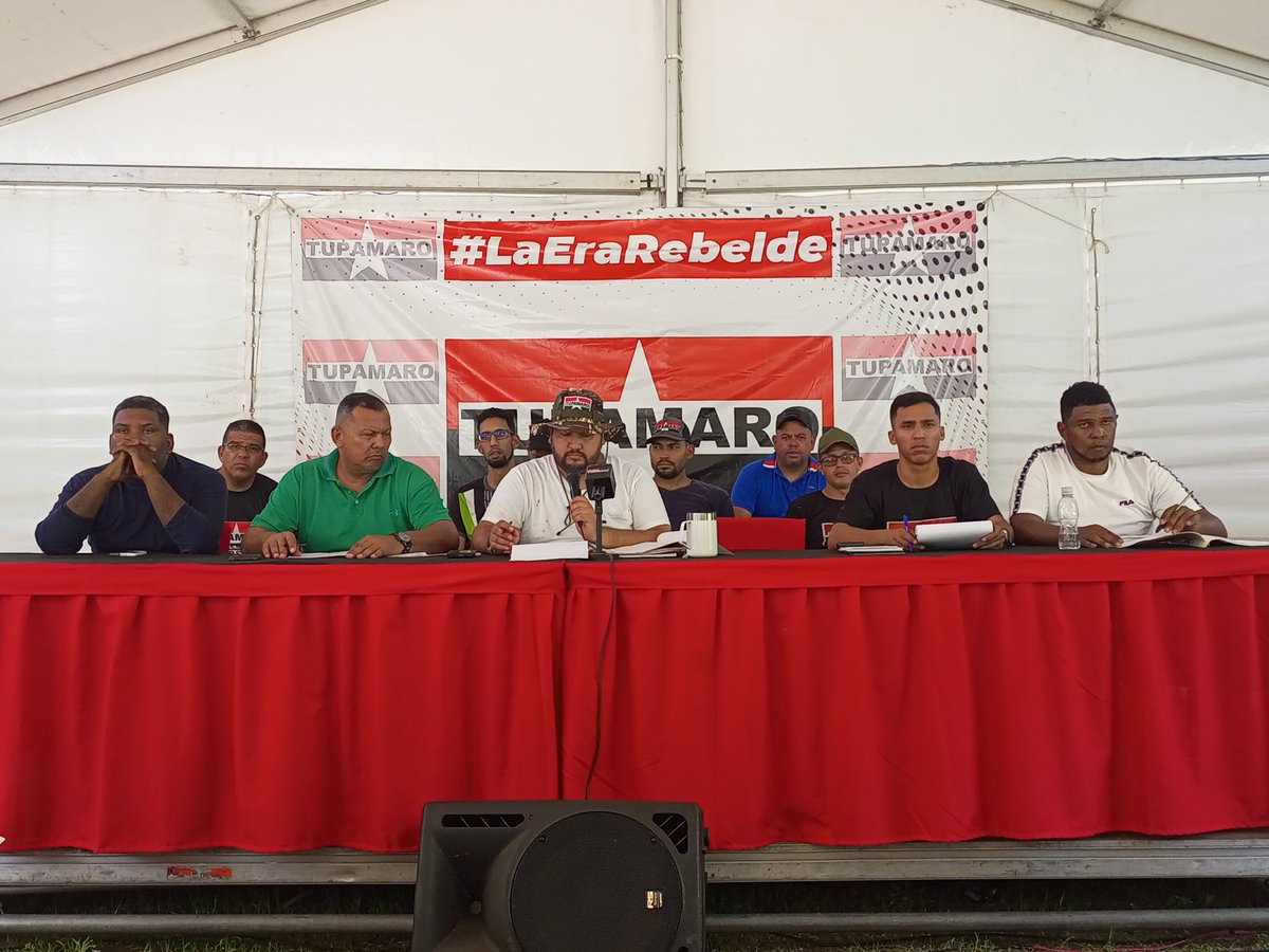 #9Jul | 🇻🇪 se escribió 1 pag. En la historia de @TupamaroMRT
Cuando a las 4:36 pm. Fue aprobado nuestros nuevos estatutos, bajo el Método de consenso la militancia decidio evolucionar en el tiempo.
<a href="/NicolasMaduro/">Nicolás Maduro</a>
#PoesíaEnTeatroBolívar

#SecretariadoNacionalTupamaro2023