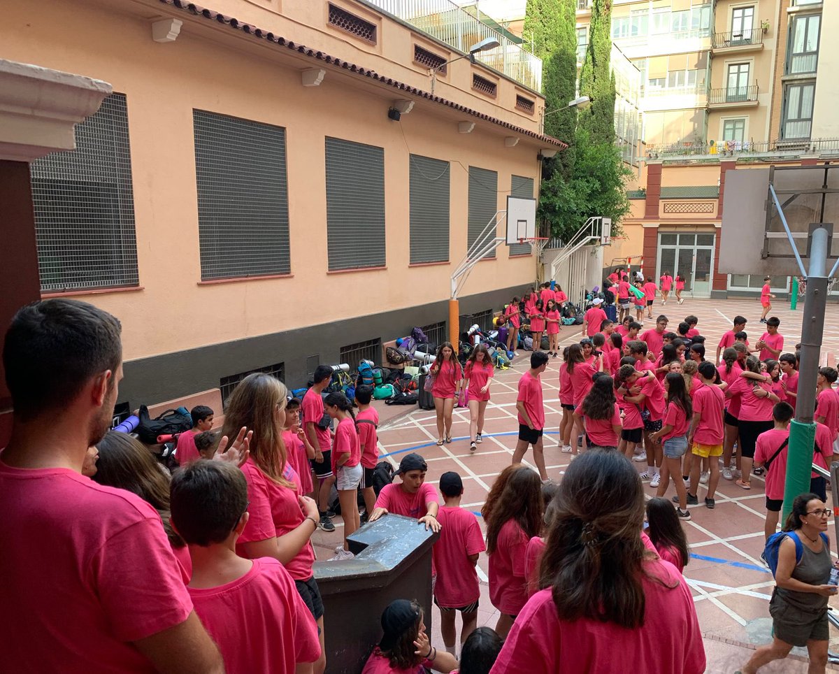 Escolàpies Llúria tweet media