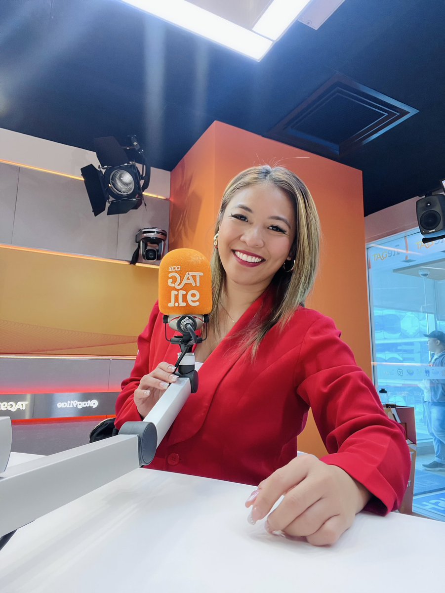 pilotchezka_eth's tweet photo. @tag911ae Radio guesting at the Arabian Radio Network 🇦🇪
My first radio guesting in Dubai! What an experience! Thank you for letting me share my story to our kababayans in UAE 🫶
Thank you Keri Belle and Kabayan Bluebird! ❤️
#arabianradionetwork #tag91.1
#filipinapilotchezka #radiodubai