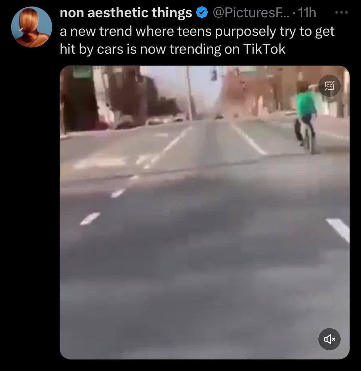 Icooka4u's tweet photo. So stupid‼️ I’ve have this happen to me 2-3 times in the last couple of weeks‼️ I didn’t know what was going on. It definitely felt like he wanted to get hit, and or provoke me. https://t.co/yRqQaMpWaO