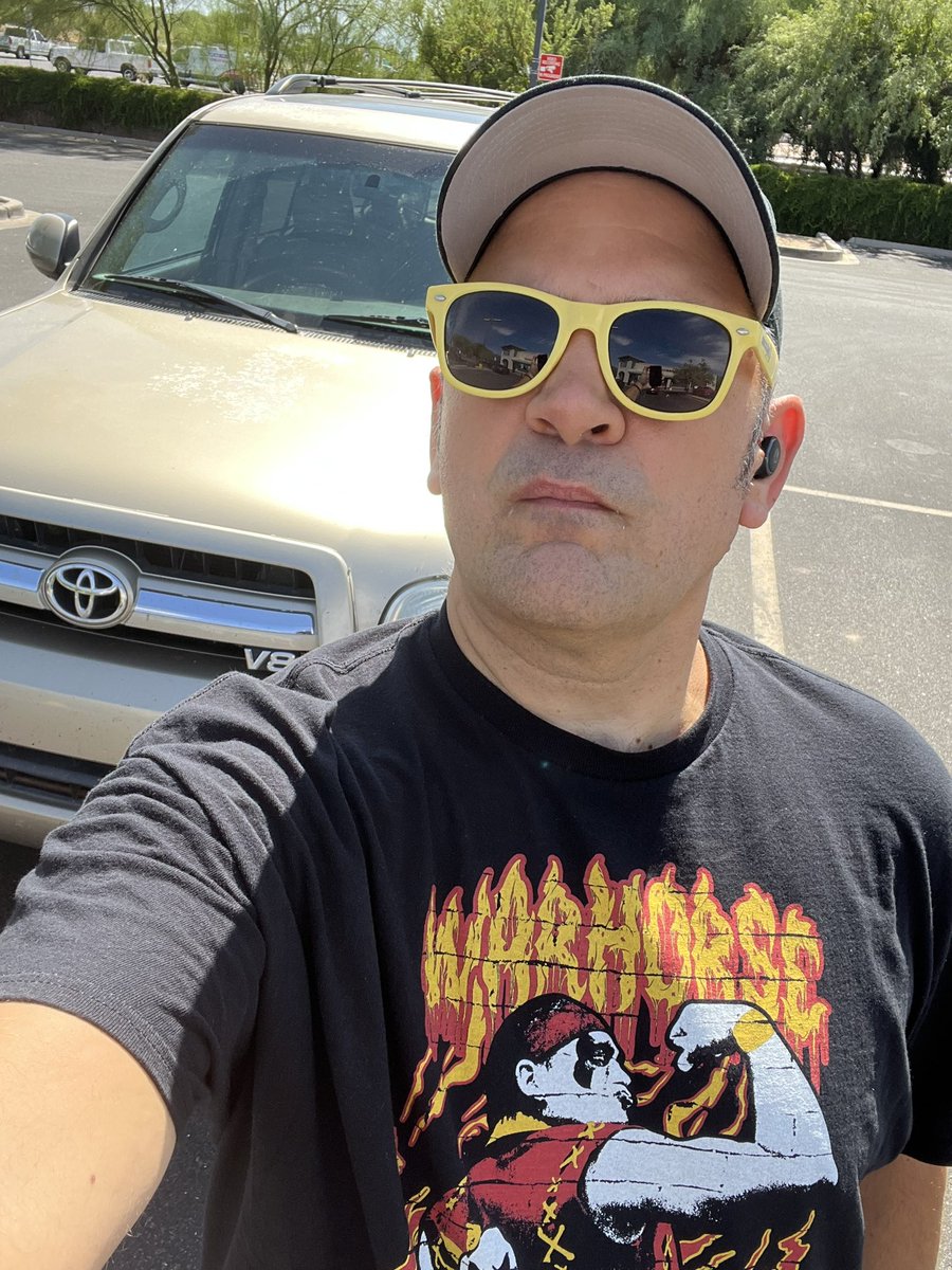 alenards's tweet photo. Rocking my new #Flexicutioner shirt from @JPWARHORSE https://t.co/zZlOgGXPGV