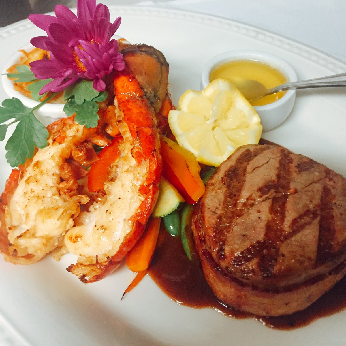 DobsonsSanDiego's tweet image. Just 1 days away! Turf &amp;amp; Surf - Monday July 10!