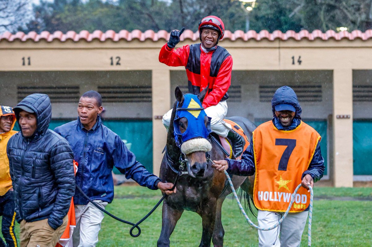 It was a cold &amp; gloomy day at Scottsville but that didn’t stop the Woodhill Team from having 2 winners on the day. 
__

PORTO ZANTE by CAPTAIN OF ALL x MAGNIFICENT MAGGIE breaks her maiden at the third time of asking &amp; is one to follow. Well ridden by Richard Fourie