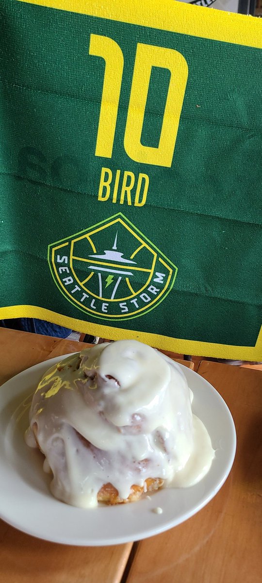 adhultz's tweet photo. We had a great time watching the @seattlestorm at @RoughTumblePub and had wonderful brunch. https://t.co/w5E2drx9aT