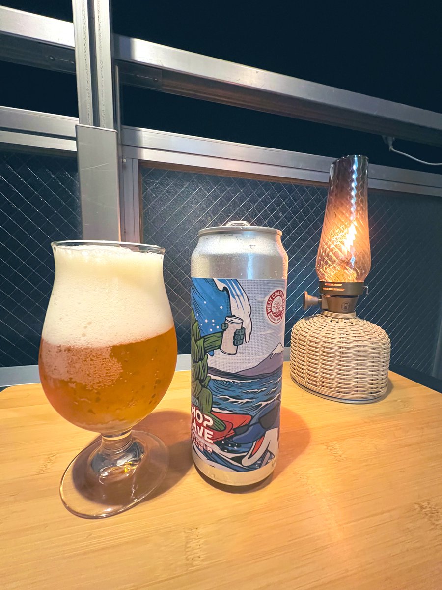 ayano_kimono's tweet photo. 持ち帰り仕事に一区切り。
あしたは遅出なのでのんびりと🍺✨
#ぶらり富士遊覧 #WCB #hopwave
#ベランダ晩酌 https://t.co/5RMqWIwCEt