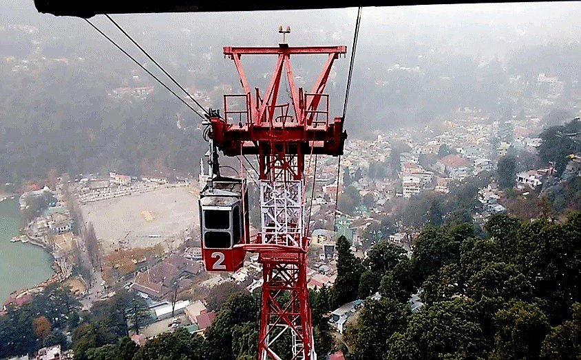 AarconInfra's tweet photo. Experience the magnificent Nainital Ropeway, an exceptional marvel spanning an impressive length of 2270 meters. This extraordinary cable car system, known for its unique bi-cable zig back design, was meticulously crafted and constructed by the  Aarconinfra Ropeways in 1990 https://t.co/vPwVOUKBqw