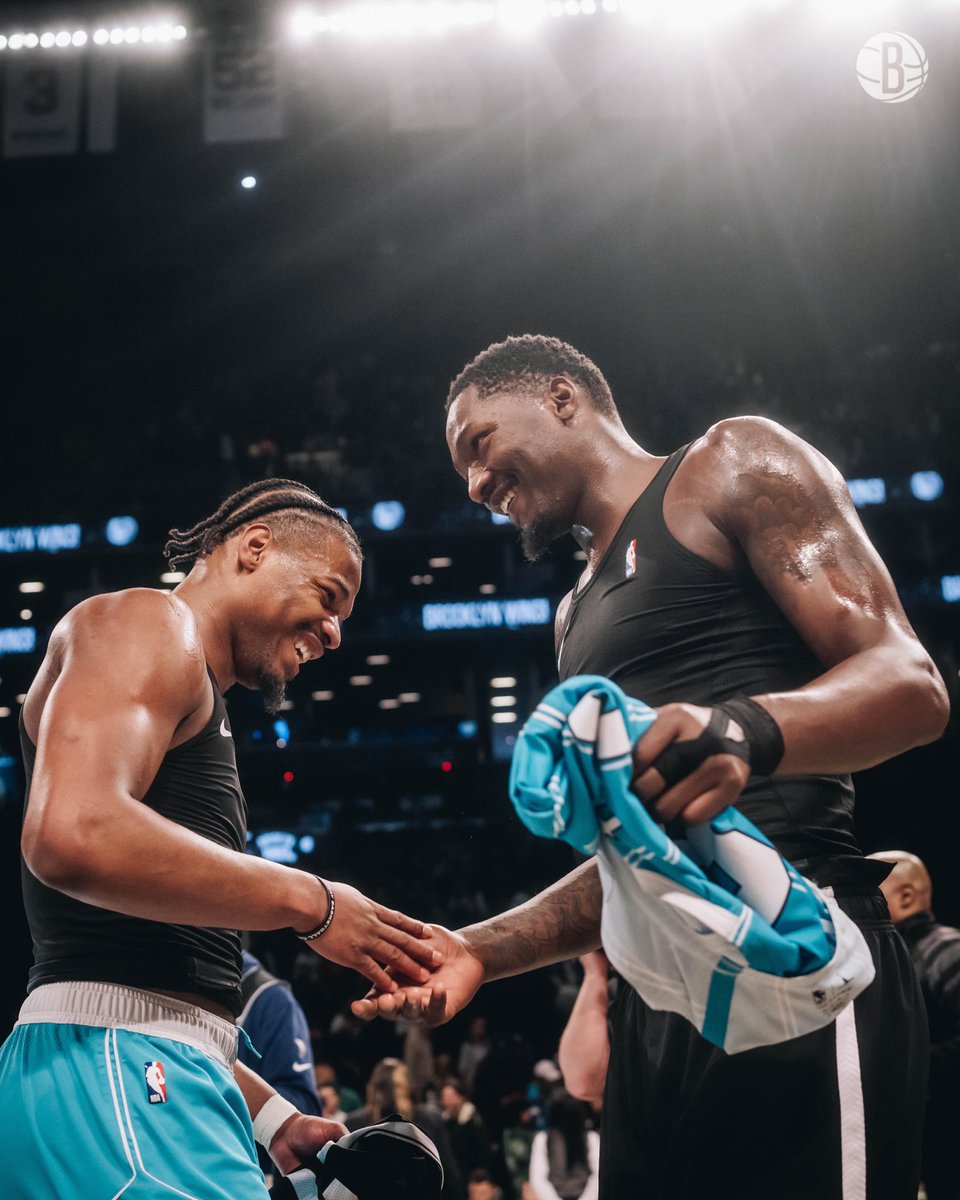 BrooklynNets's tweet photo. Reunited in Brooklyn. 

#DaSmithWay https://t.co/zMa0mFaODt