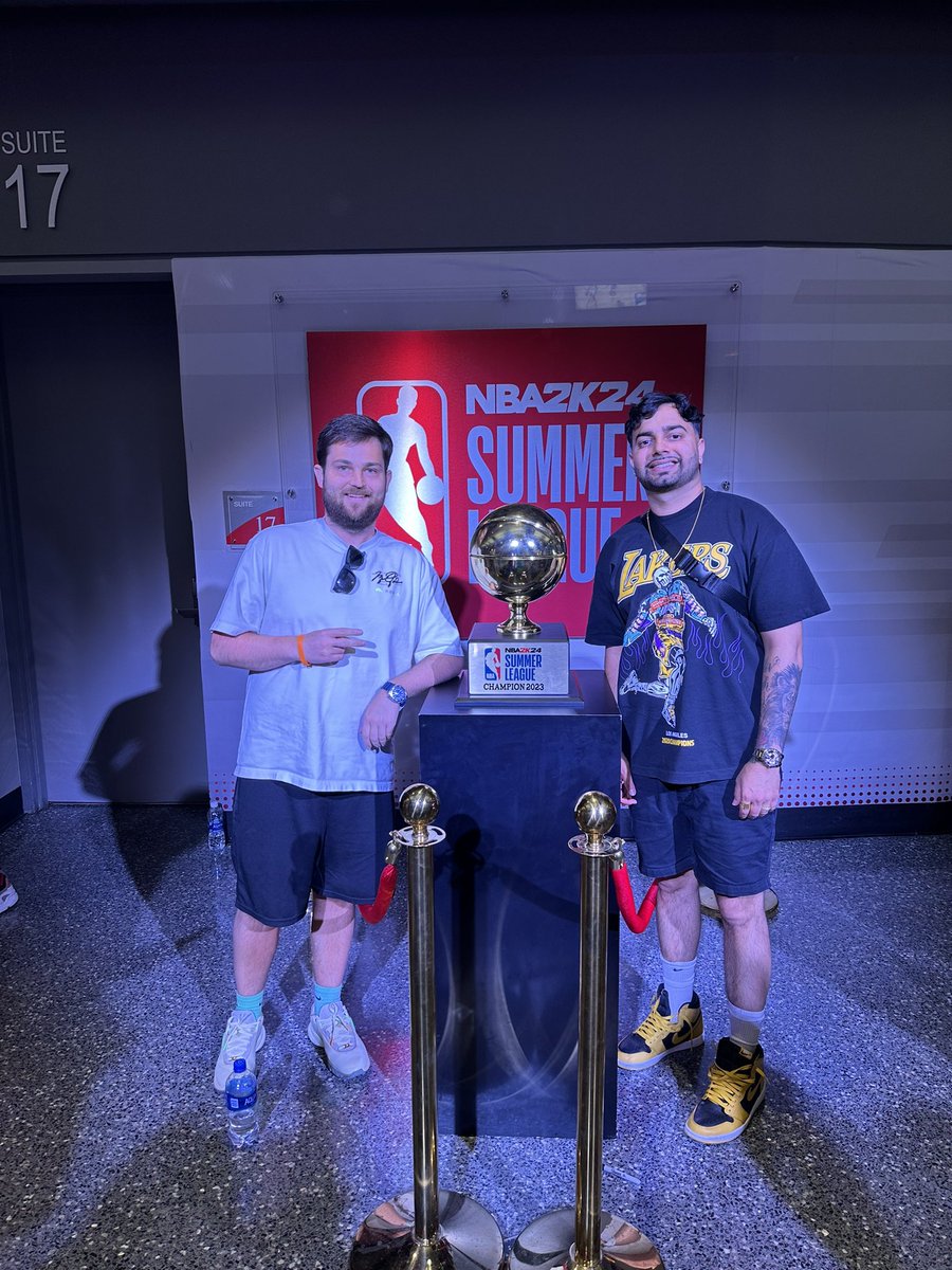 CPhels15's tweet photo. Scenes from opening weekend at #NBA2KSummerLeague - good to see @Sikhest_Raaahul @jovanbuha  @MooreHoops727 @GuruLakers 

Final video pretty much sums up Wemby’s debut in a 3 second clip. 

Best part of it all was hanging with my brother @Mike_Scherer38 just like old times. https://t.co/kip5xqjUY6