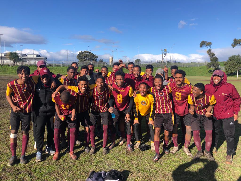 sylvin_23's tweet photo. What an incredible bunch of talent #EngenU18WC2023 #MaroonMachine #MatiesVirAltyd #GooiMielies #MyCoachingJourney #TrustTheProcess @matiesfooty @MatiesSport https://t.co/CxHRvFX9uk