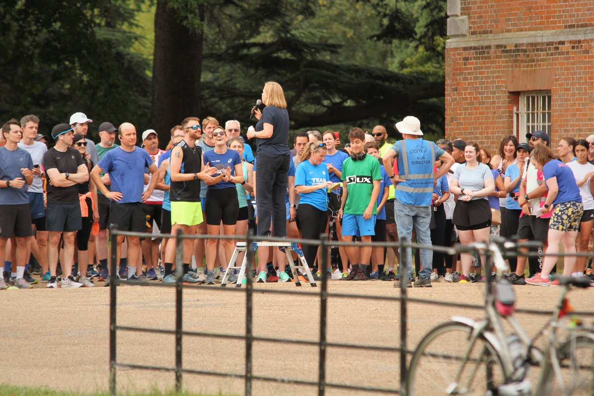 osterleyparkrun's tweet photo. Thanks to everyone who came along to yesterday's brilliant NHS 75th anniversary @osterleyparkrun Here's a little taster of some of the super snaps that our super photographer @NonLGFootyShots took. We'll let you know when the full selection is up on our Flickr page. https://t.co/X1Sw83pXXK