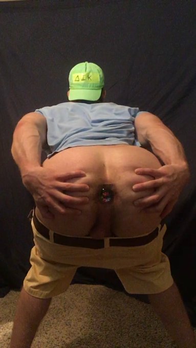 Did you know I actually used to be in a frat in college? https://t.co/rGpaq9gms7