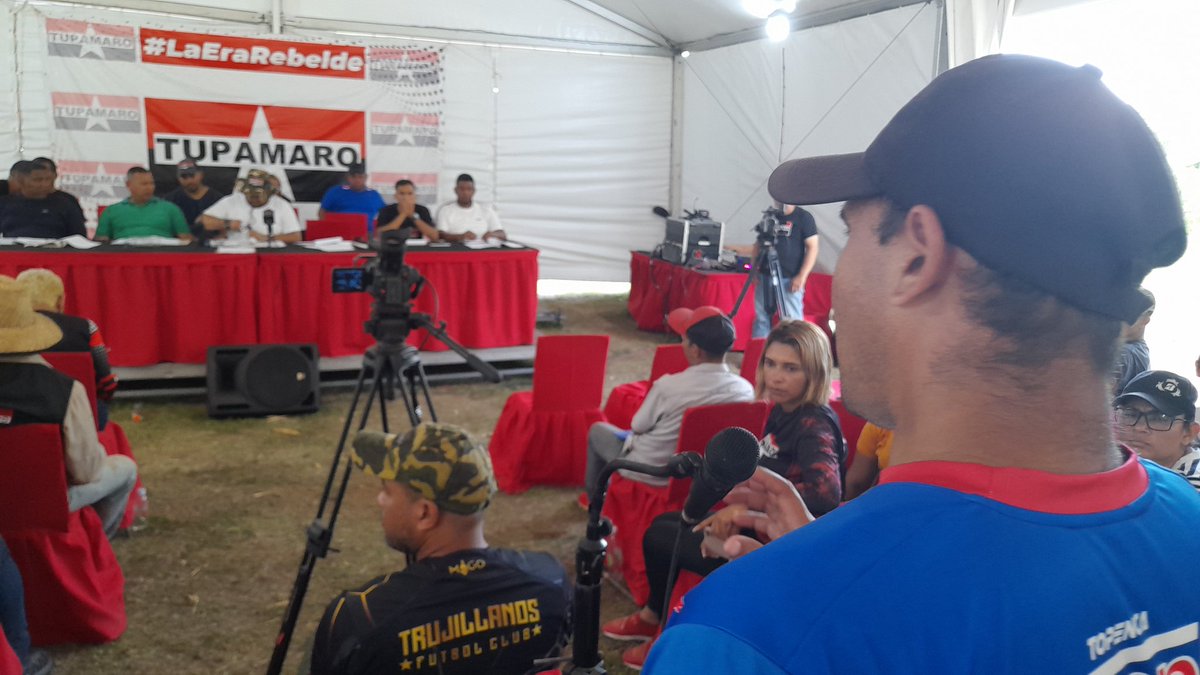 #09julio 🔴⚫
Avanzamos en la evolución dentro de nuestro partido. Seguimos en La Guaira en el 3er día consecutivo de nuestro #SecretariadoNacionalTupamaro2023, discutiendo, debatiendo, proponiendo, construyendo y aprobando nuestra línea estatutaria.
Nacimos para VENCER!!!