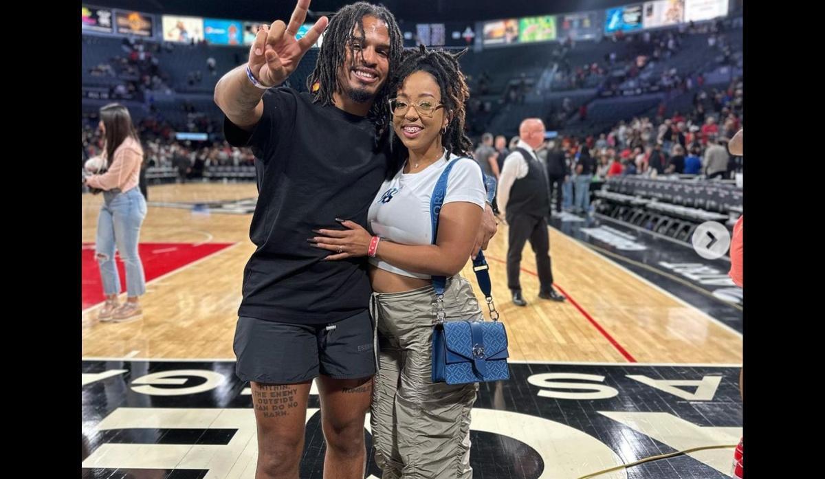 Former MMA fighter Keith Lee sparked online debate after discussing his pursuit of a relationship with his now-wife, despite her being in a long-term relationship. Critics argue respecting boundaries is key. atlantablackstar.com/2023/07/09/how…