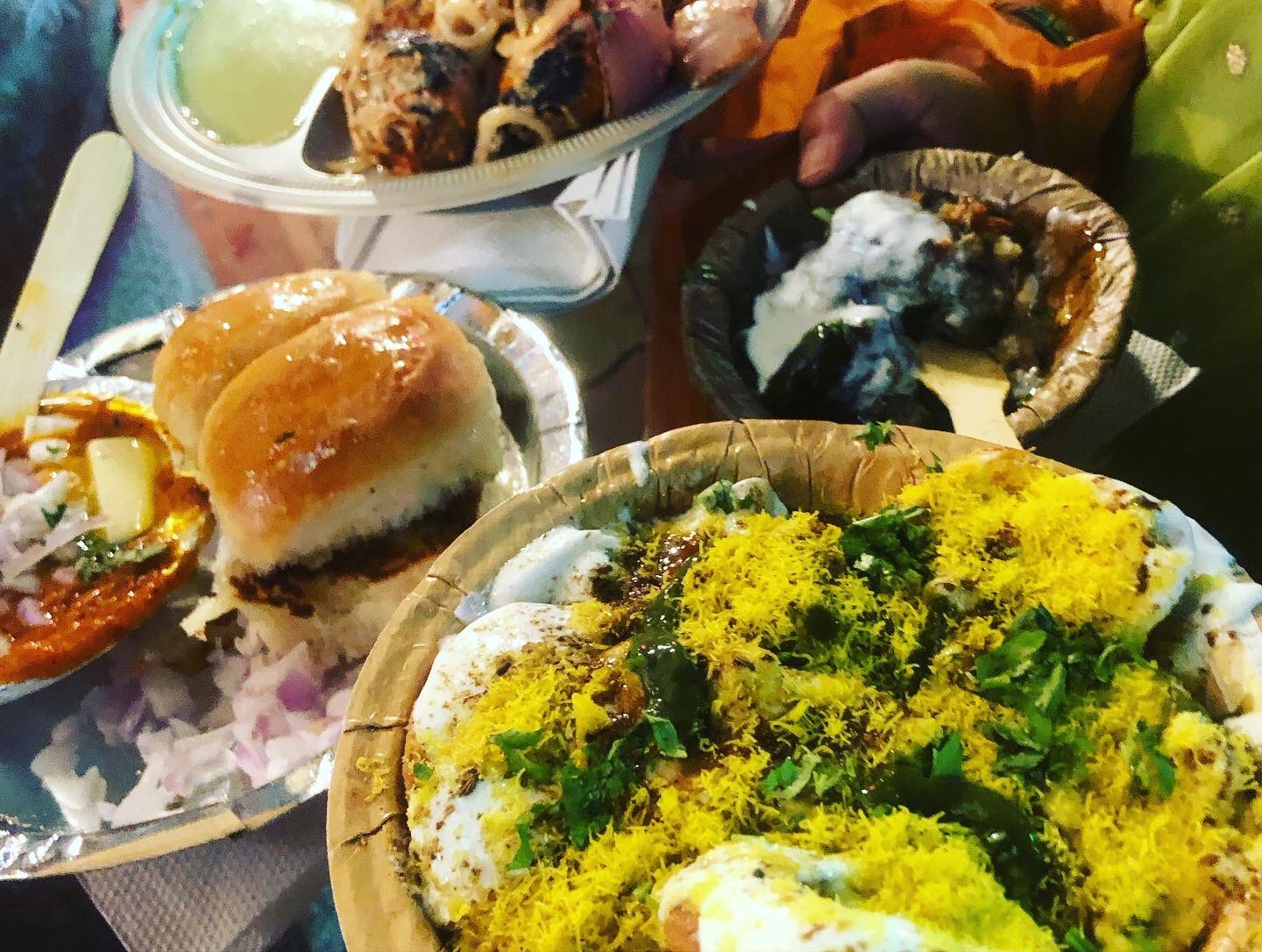 aishwarya-chaturvedi-on-twitter-agra-s-sadar-bazaar-has-some-of-the