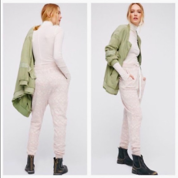 Retropolitan tweet media